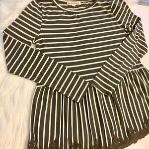 NWT WallFlower Olive Green Striped Lace Hem Tunic Top Soft Stretch Medium